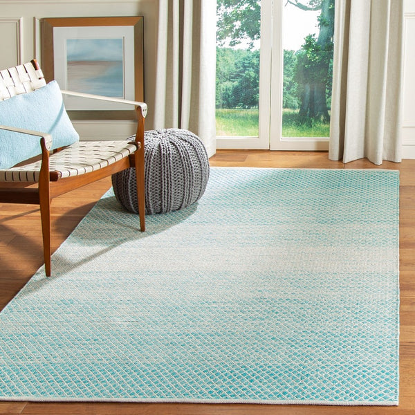 Montauk Hand Woven Cotton Pile Rug - Luxurious Thickness, Artisan Crafted for Modern Elegance