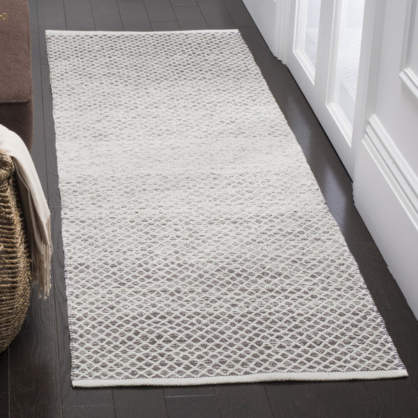 Montauk Hand Woven Cotton Pile Rug - Thick, Luxurious Design from India for Cozy Home Decor