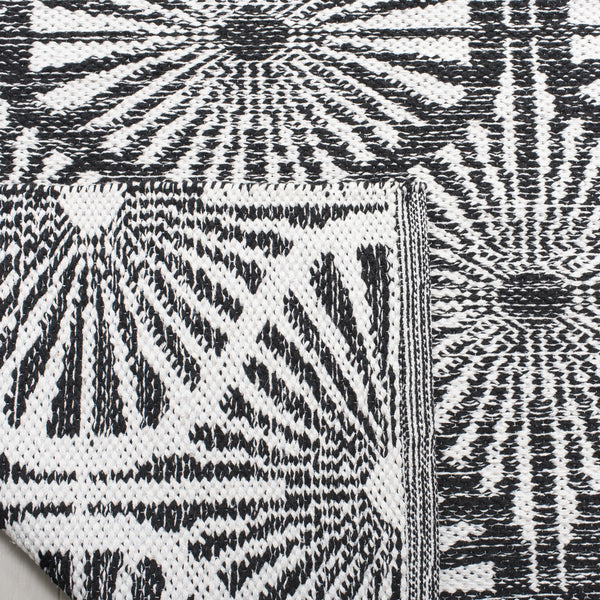 Safavieh Montauk 606 Hand Woven 90% Cotton and 10% Polyester Rug MTK606A-3