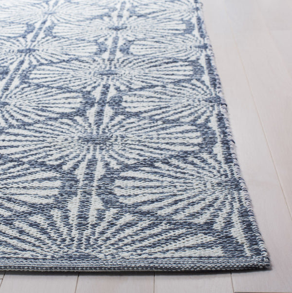 Safavieh Montauk 606 Hand Woven 90% Cotton and 10% Polyester Rug MTK606C-3