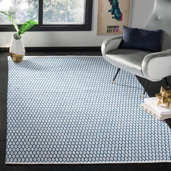 Safavieh Montauk MTK608 Rug
