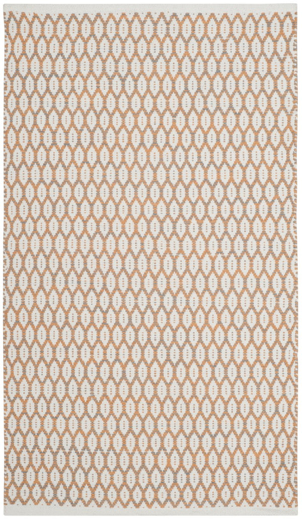 Montauk Hand Woven Cotton Rug - Luxurious Indian Craftsmanship for Elegant Home Decor and Comfort