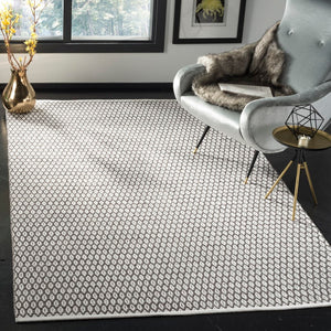 Safavieh Montauk MTK608 Rug