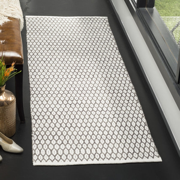 Montauk Hand Woven 100% Cotton Rug – Luxurious Softness and Timeless Elegance for Your Home