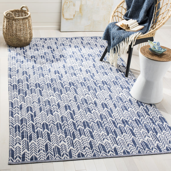 Safavieh Montauk MTK609 Rug