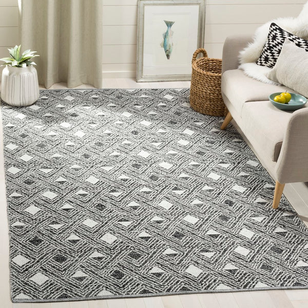Safavieh Montauk 614 Hand Woven 90% Cotton and 10% Polyester Rug MTK614A-3