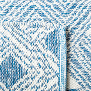Safavieh Montauk 614 Hand Woven 90% Cotton and 10% Polyester Rug MTK614B-3