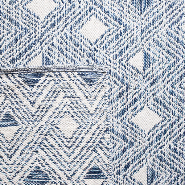 Safavieh Montauk 614 Hand Woven 90% Cotton and 10% Polyester Rug MTK614C-3