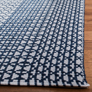 Safavieh Montauk 617 Hand Woven Cotton Rug MTK617N-3