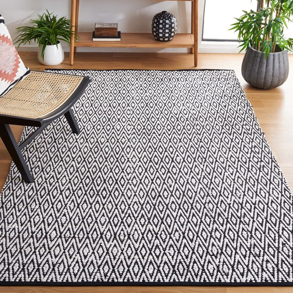 Montauk Hand Woven Polyester and Cotton Pile Rug - Elegant Design for Cozy Home Interiors