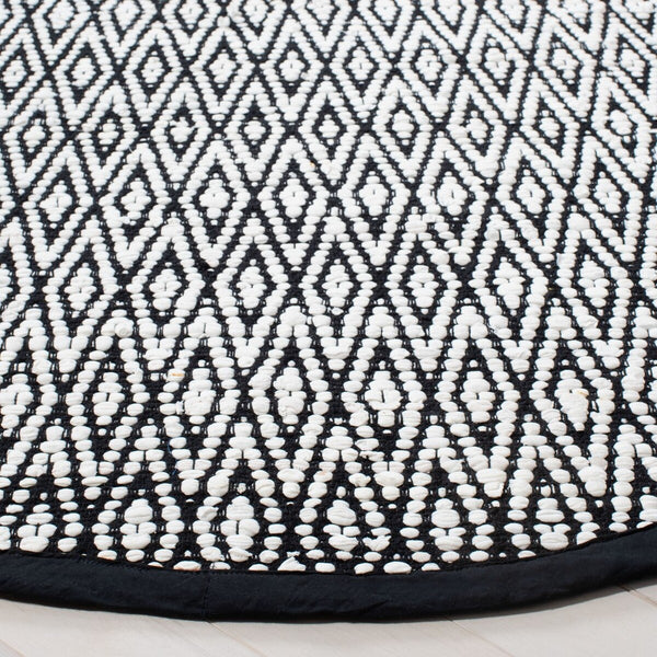 Montauk Hand Woven Polyester and Cotton Pile Rug - Elegant Design for Cozy Home Interiors