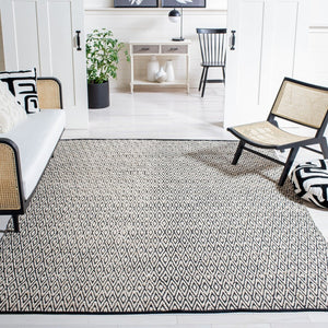 Montauk Hand Woven Polyester and Cotton Pile Rug - Elegant Design for Cozy Home Interiors