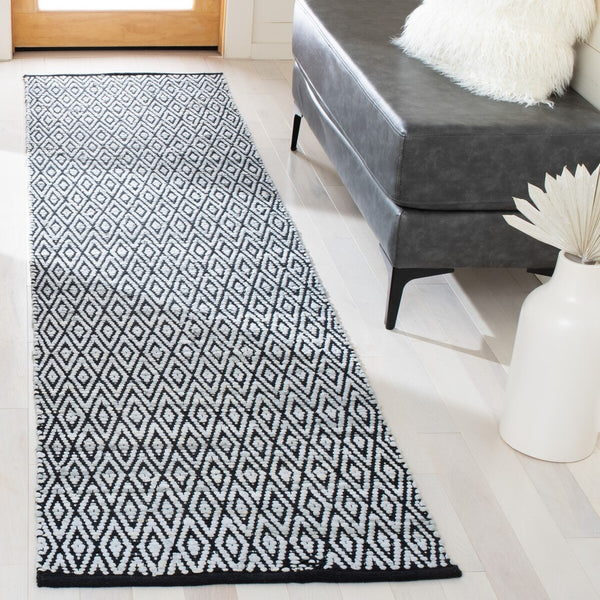 Montauk Hand Woven Polyester and Cotton Pile Rug - Elegant Design for Cozy Home Interiors