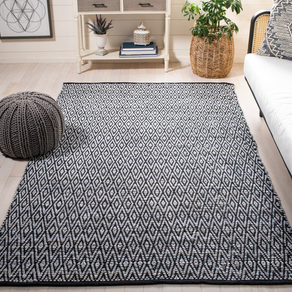 Montauk Hand Woven Polyester and Cotton Pile Rug - Elegant Design for Cozy Home Interiors
