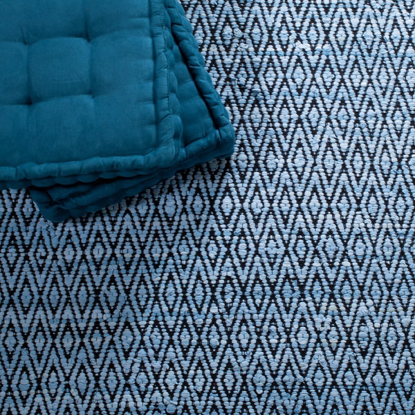 Montauk Hand Woven Polyester and Cotton Pile Rug - Elegant Design for Cozy Home Interiors