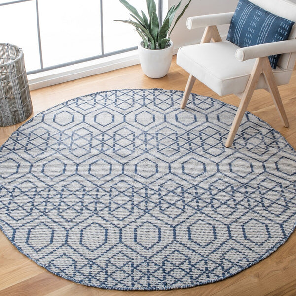 Safavieh Montauk 652 Hand Loomed Cotton Bohemian Rug MTK652N-8