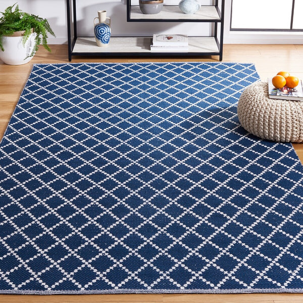 Safavieh Montauk 706 Flat Weave Cotton Bohemian Rug MTK706N-8