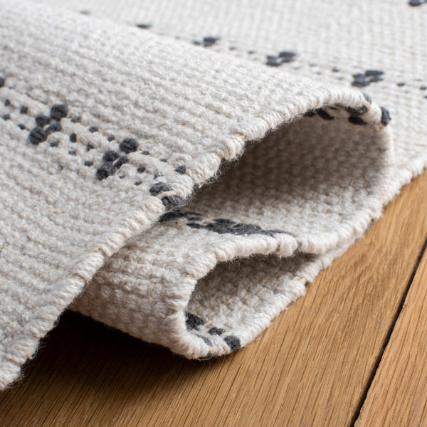 Safavieh Montauk 714 Flat Weave Cotton Bohemian Rug MTK714F-8