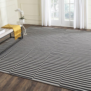 Safavieh Montauk MTK715 Rug