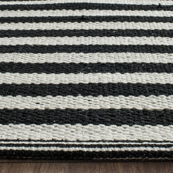 Safavieh Montauk 715 Hand Woven Cotton Rug MTK715D-9