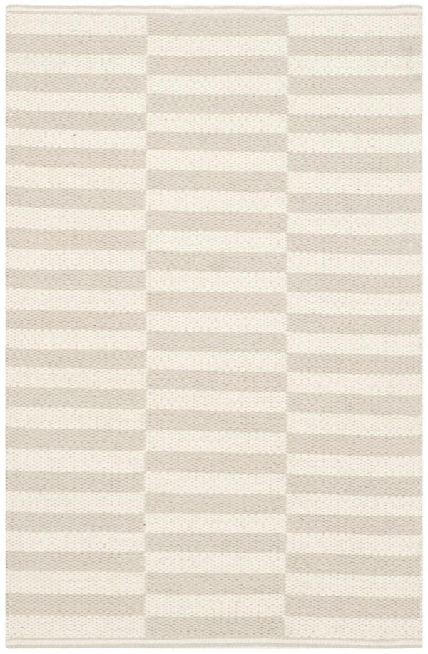 Safavieh Montauk MTK715 Rug