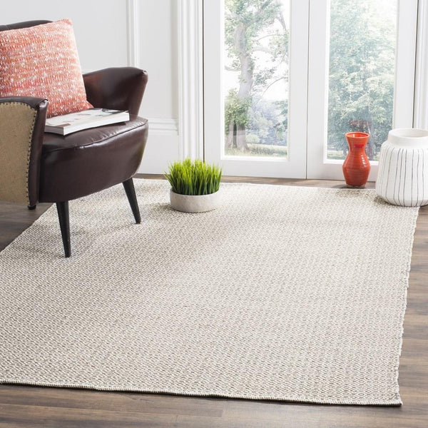 Safavieh Montauk MTK717 Rug
