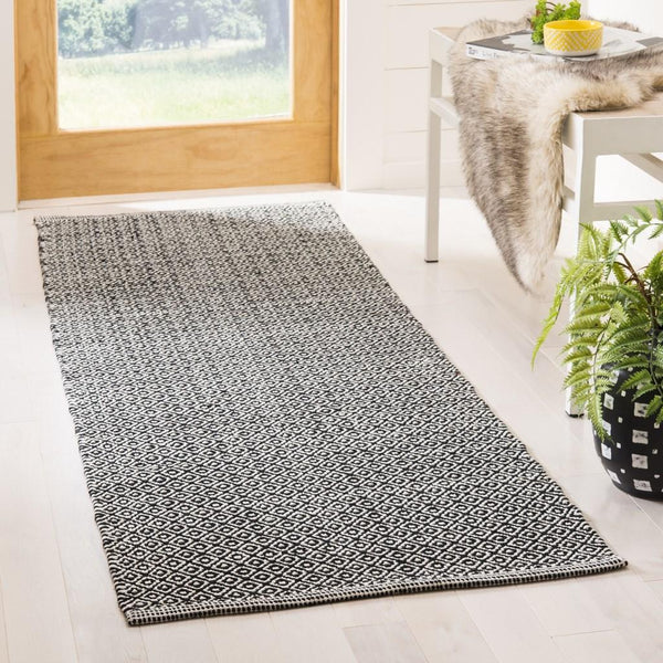 Safavieh Montauk MTK717 Rug