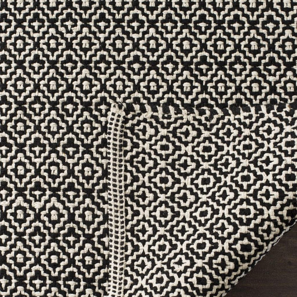 Safavieh Montauk MTK717 Rug