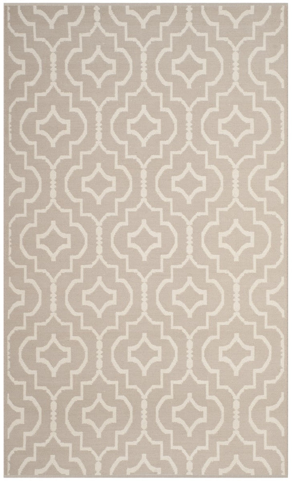 Safavieh Montauk 722 Hand Woven Cotton Rug MTK722A-4