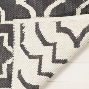 Safavieh Montauk 722 Hand Woven Cotton Rug MTK722E-4