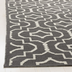 Safavieh Montauk 722 Hand Woven Cotton Rug MTK722E-4