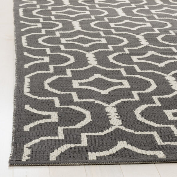 Safavieh Montauk 722 Hand Woven Cotton Rug MTK722E-4