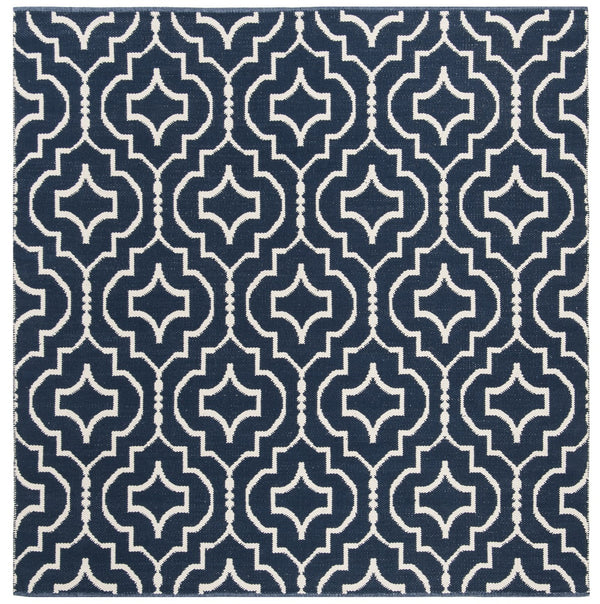 Safavieh Montauk 722 Hand Woven Cotton Rug MTK722H-4