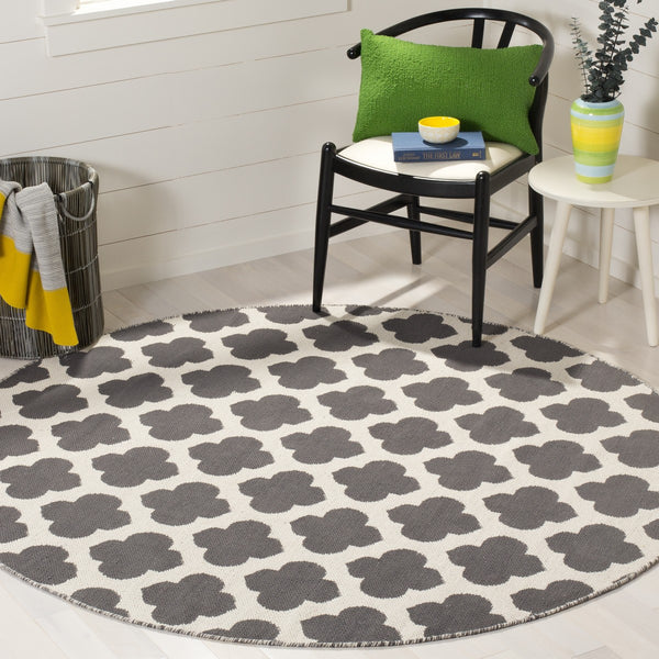 Safavieh Montauk 723 Hand Woven Cotton Rug MTK723E-4