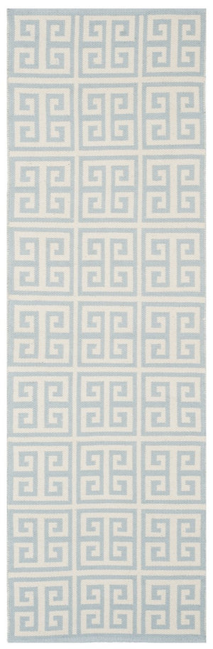 Safavieh Montauk MTK724 Rug