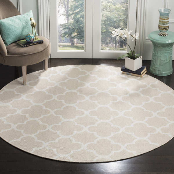 Safavieh Montauk MTK725 Rug