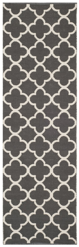 Safavieh Montauk MTK725 Rug