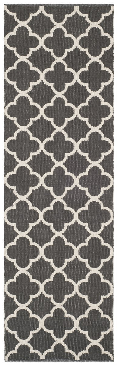 Safavieh Montauk MTK725 Rug