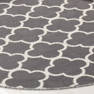 Safavieh Montauk MTK725 Rug