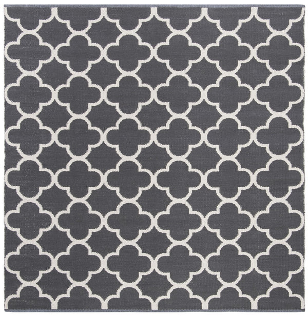 Safavieh Montauk MTK725 Rug