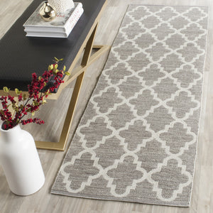 Safavieh Montauk MTK810 Rug