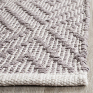 Safavieh Montauk MTK811 Hand Woven Rug