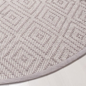 Safavieh Montauk MTK811 Hand Woven Rug