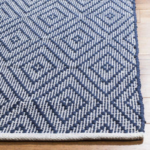 Safavieh Montauk 811 Hand Woven Cotton Rug MTK811C-4