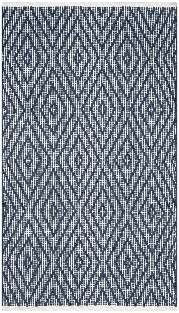 Safavieh Montauk MTK811 Hand Woven Rug