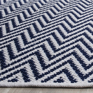 Safavieh Montauk MTK812 Rug