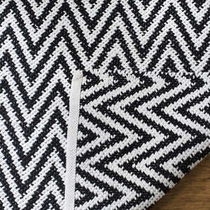 Safavieh Montauk 812 Hand Woven Cotton Rug MTK812D-4