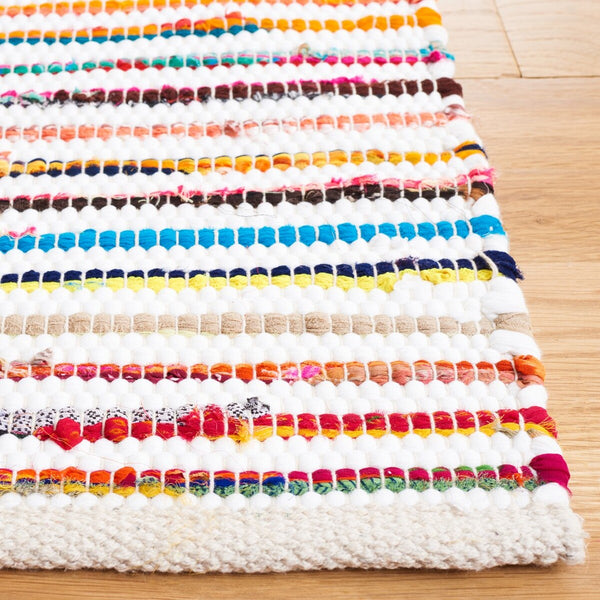 Montauk Flat Weave Rug: Luxurious Polyester & Cotton Blend with Sleek 0.20 Thickness, Made in India