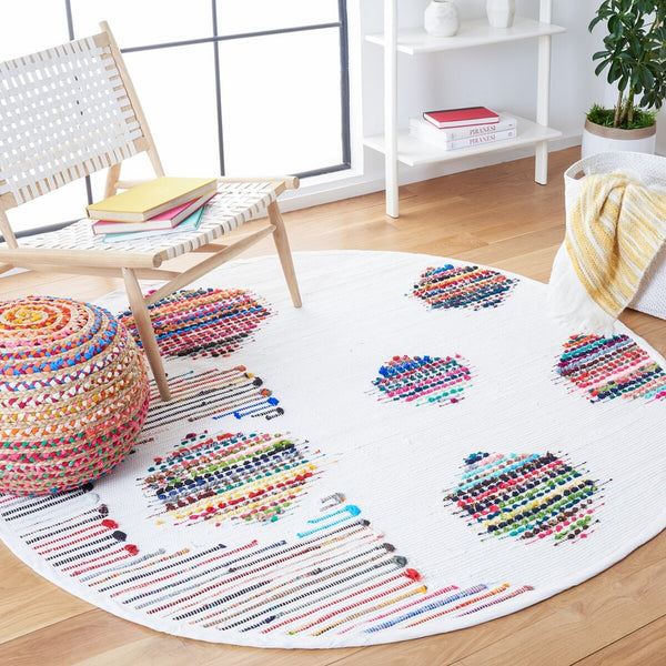 Montauk Flat Weave Rug: Luxurious Polyester & Cotton Blend with Sleek 0.20 Thickness, Made in India