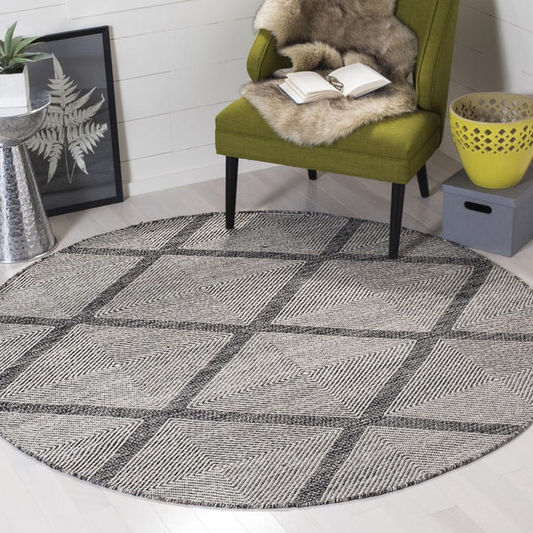 Safavieh Montauk 821 Hand Woven Cotton Rug MTK821D-8SQ